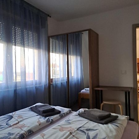 Appartement Sara1 à Slavonski Brod Extérieur photo