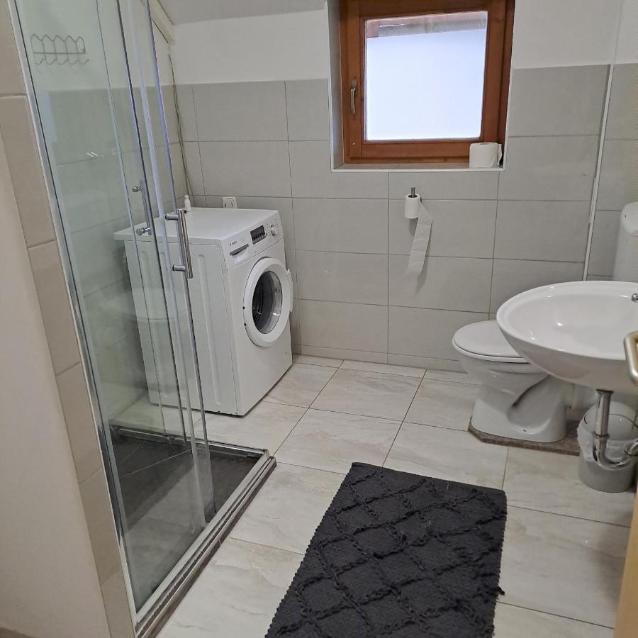 Appartement Sara1 à Slavonski Brod Extérieur photo